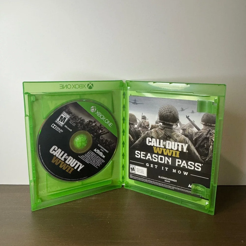 Xbox One Call of Duty WWII Video Game 4K HDR Sledgehammer Activision CIB‎